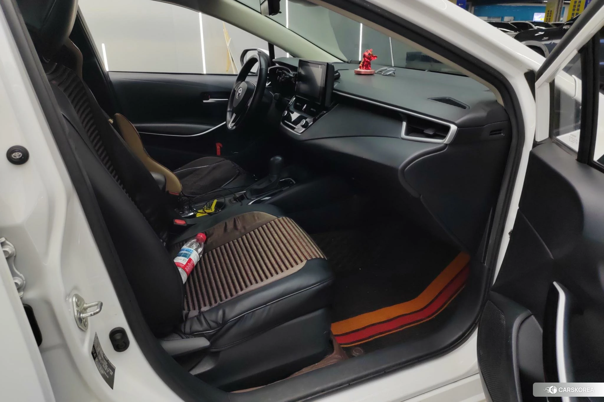 Toyota Corolla 2022 Белый из Китая