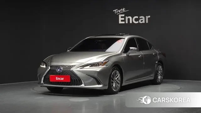 Lexus ES300h 7th generation 2019 Песочный из Кореи