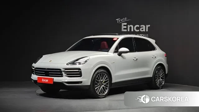 Porsche Cayenne (PO536) 2021 Серый из Кореи