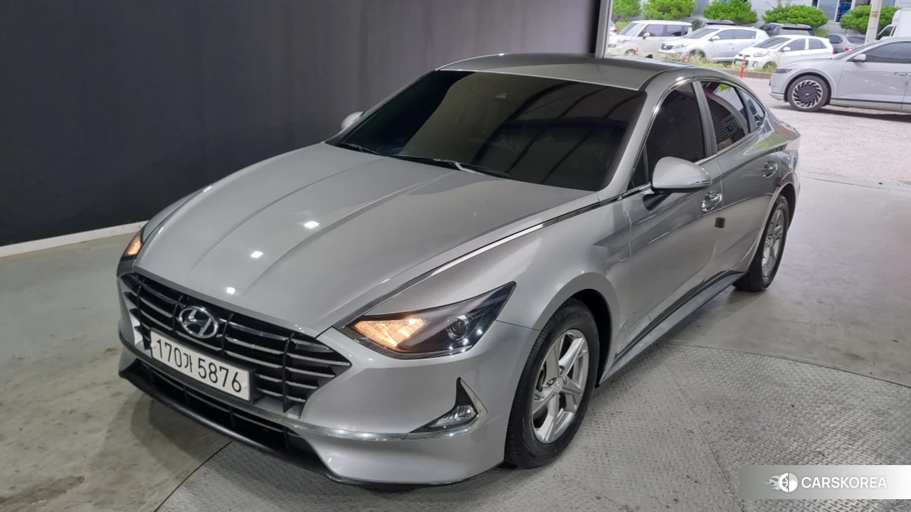 Hyundai Sonata (DN8) 2019 Серебряный из Кореи