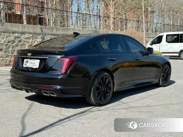 Cadillac CT5 2023 Черный из Китая