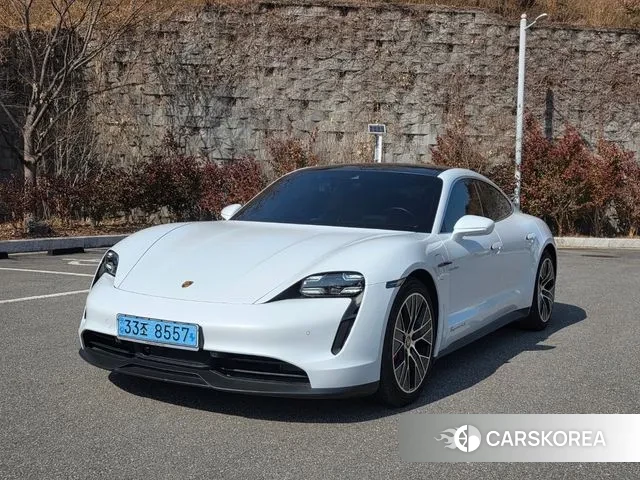 Porsche Taycan 2021 Белый из Кореи