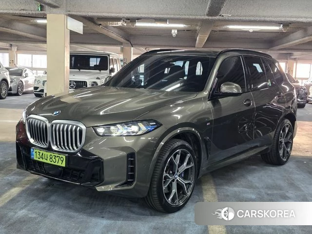 BMW X5 (G05) 2025 Цвет тростника из Кореи