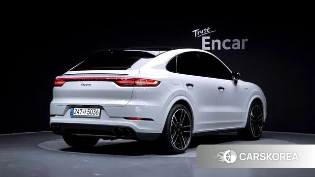 Porsche Cayenne (PO536) 2021 Жемчужный цвет из Кореи