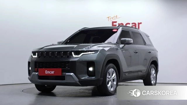 Ssangyong Torres 2023 Темно-зеленый из Кореи