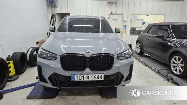 BMW X4 (G02) 2025 Серебристо-серый из Кореи
