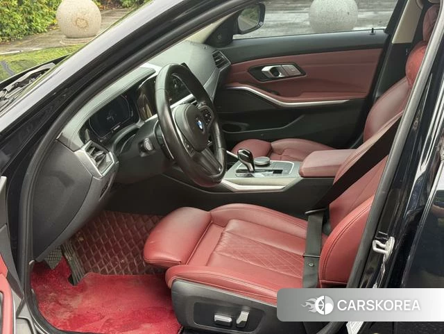 BMW 3 series 2022 Черный из Китая