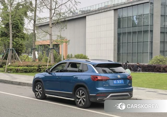 Volkswagen Tanyue 2020 Синий из Китая