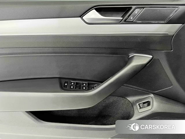 Volkswagen Magotan 2023 Черный из Китая