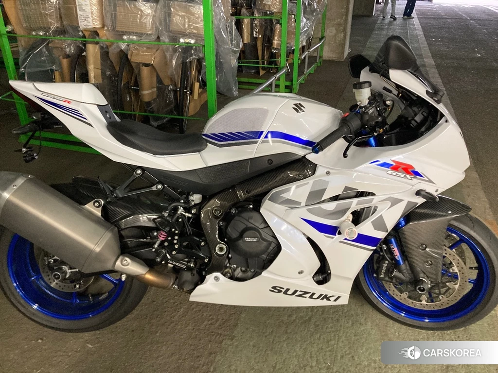Проданный Suzuki GSX-R1000R ABS 2020 из Японии