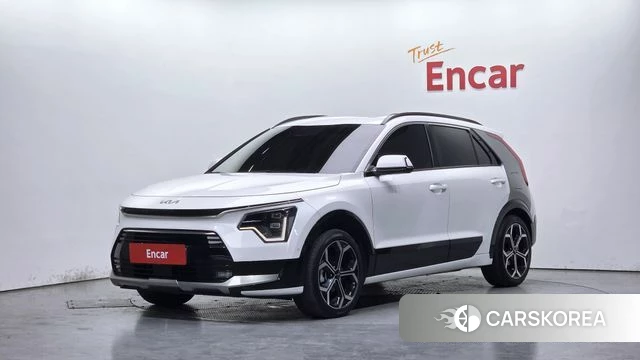 Kia Di Ol Nu Niro 2022 Белый из Кореи