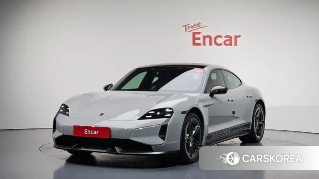 Porsche Taycan 2024 Серебристо-серый из Кореи