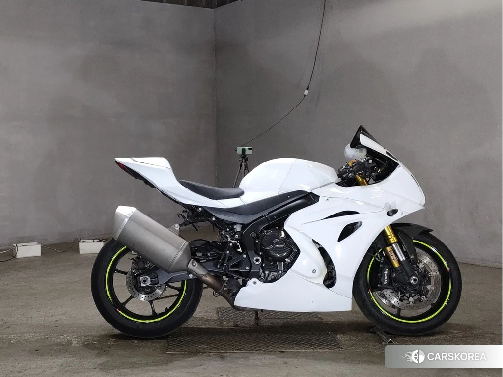 Проданный Suzuki GSX-R1000R 2017 из Японии, фото 2