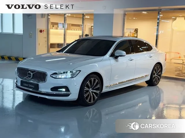 Volvo S90 2024 Белый из Кореи