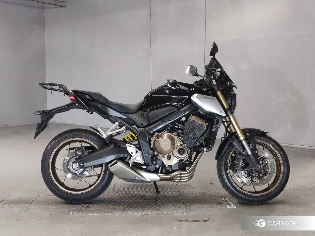 Проданный Honda CB650R 2020 из Японии