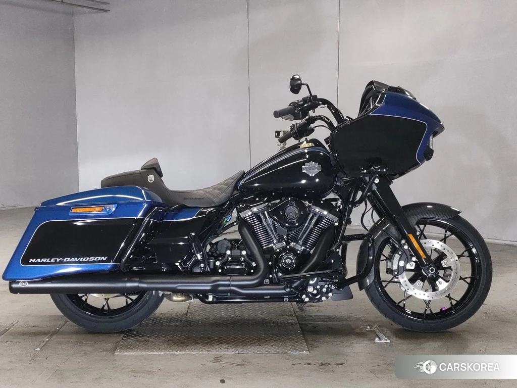 Проданный Harley-Davidson Road Glide FLTRXS1870 2022 из Японии, фото 2