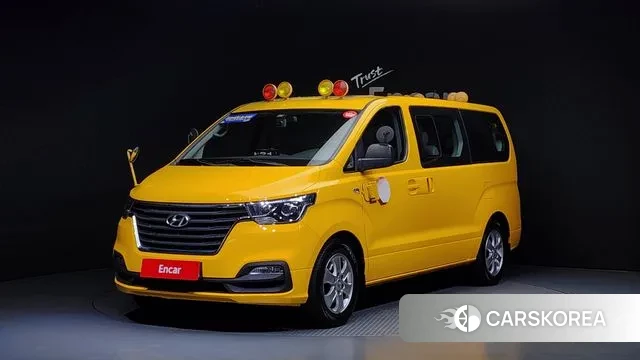 Hyundai The New Grand Starex 2018 Желтый из Кореи