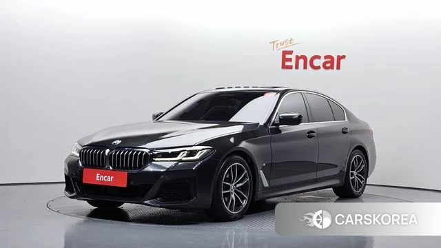 BMW 5 Series (G30) 2022 Серый из Кореи