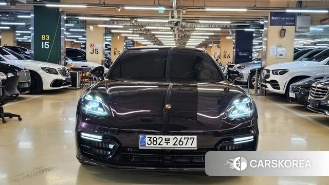 Porsche Panamera (971) 2020 Фиолетовый из Кореи