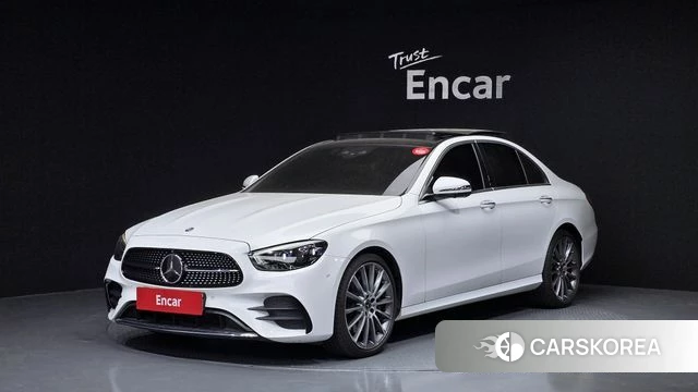 Mercedes-Benz E-Class W213 2022 Белый из Кореи