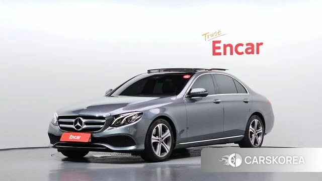 Mercedes-Benz E-Class W213 2019 Серый из Кореи