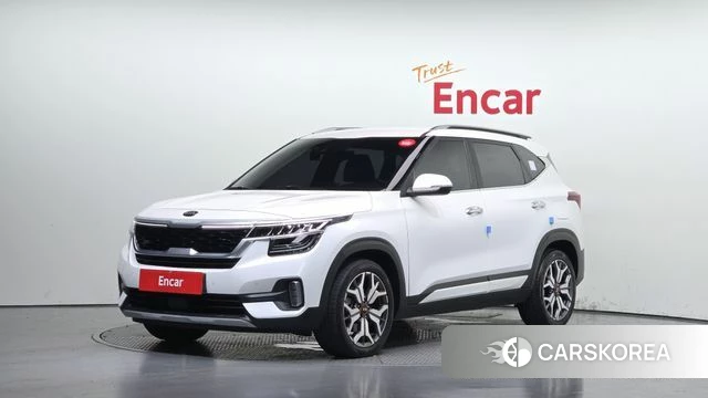 Kia Seltos 2021 Белый из Кореи