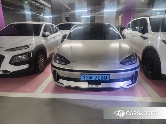 Hyundai Ionic 6 2023 Жемчужный цвет из Кореи