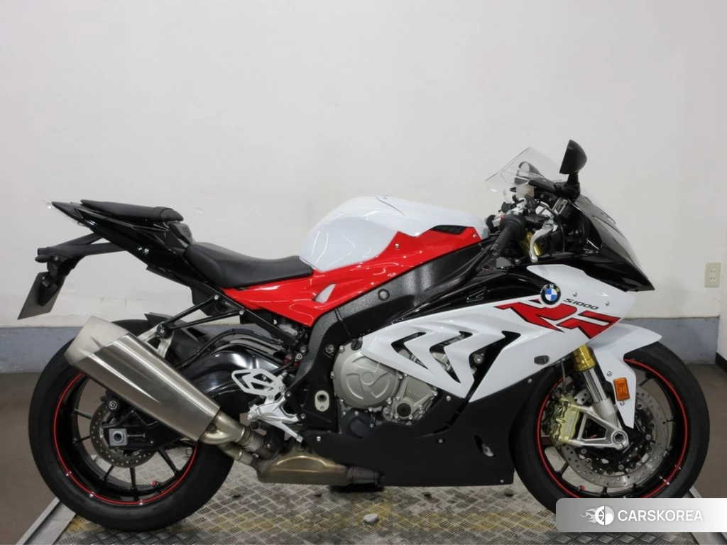 Проданный BMW S1000RR 2017 из Японии