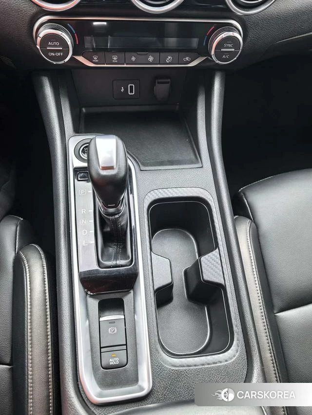 Nissan Xuan Yi 2023 Черный из Китая