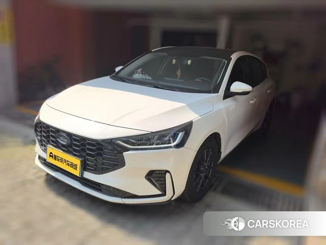 Ford Fox 2022 Белый из Китая