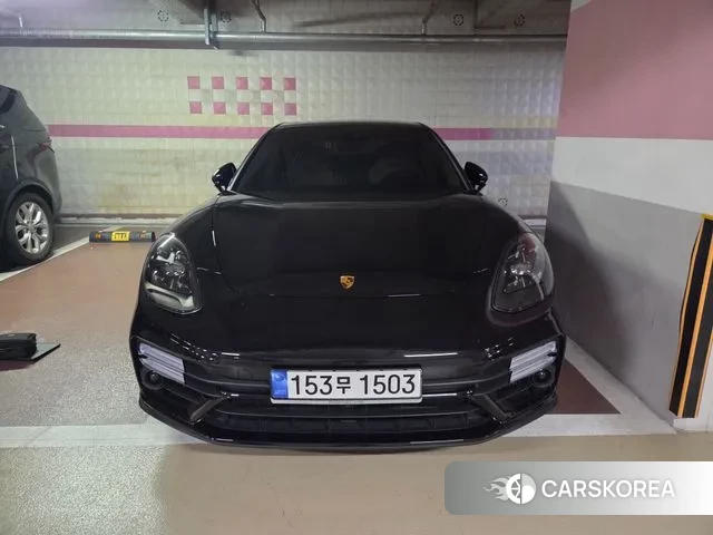 Porsche Panamera (971) 2022 Черный из Кореи