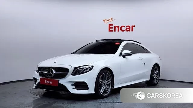 Mercedes-Benz E-Class W213 2018 Белый из Кореи