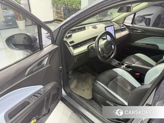 Nezha Automobile Nezha V 2021 Фиолетовый из Китая