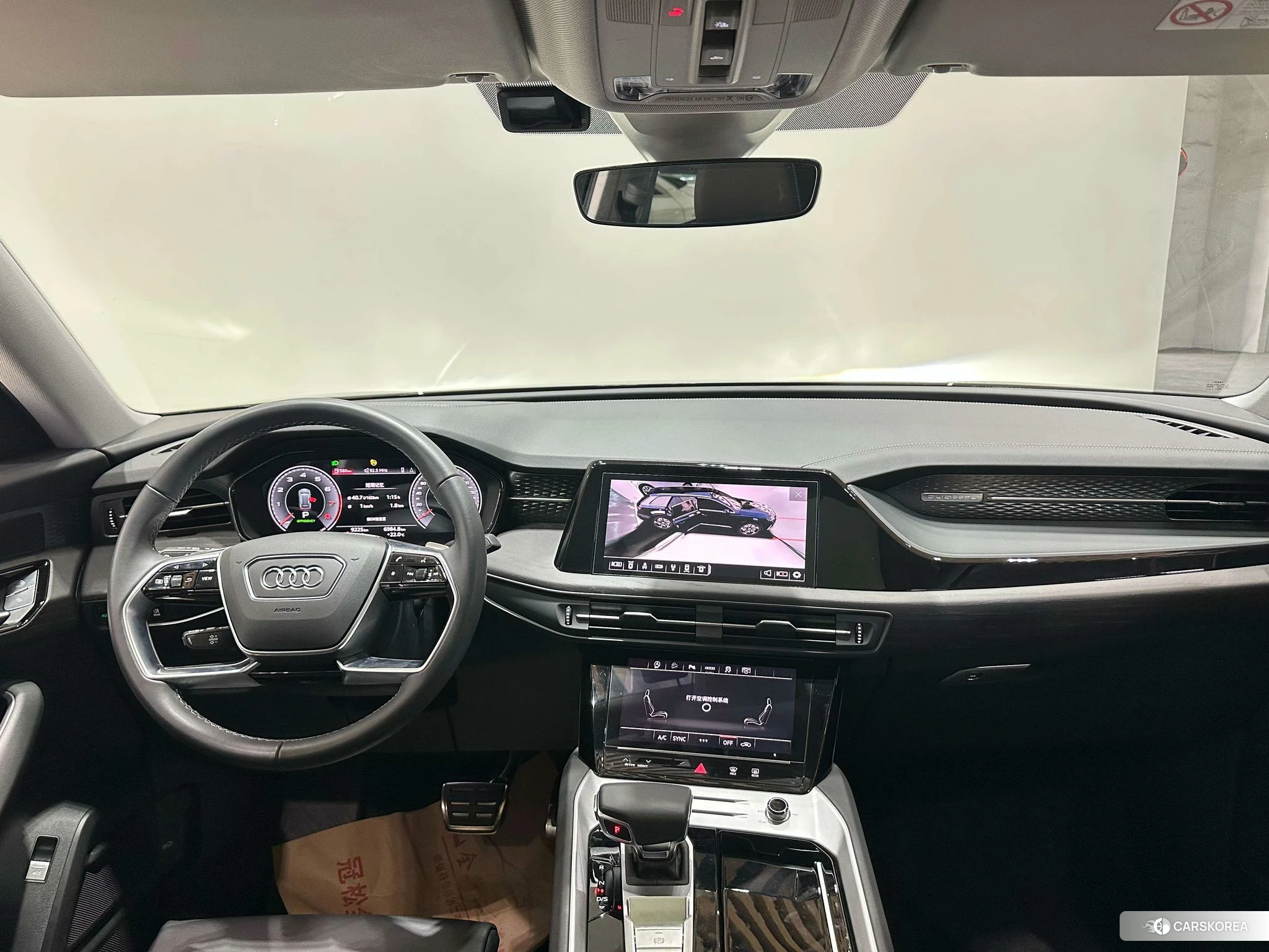 Audi Q6 2023 Черный из Китая