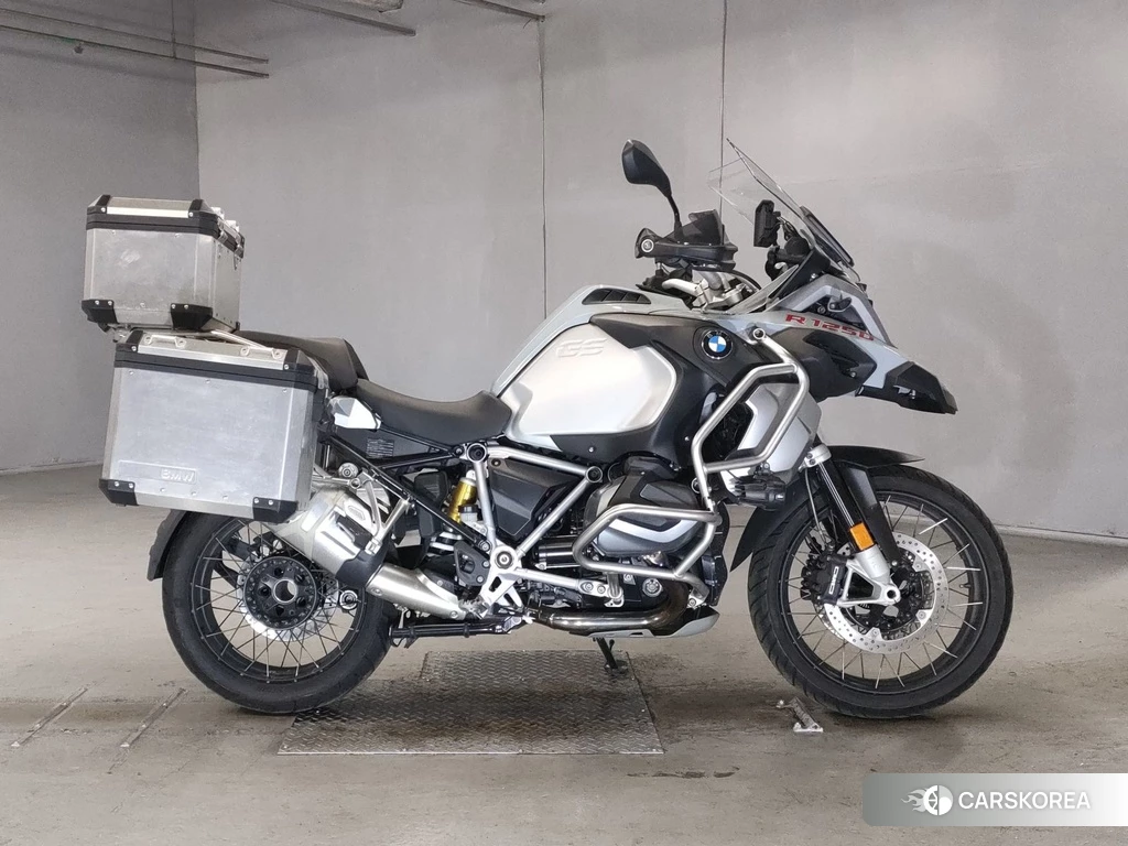 Проданный BMW R1250GS ADVENTURE 2019 из Японии