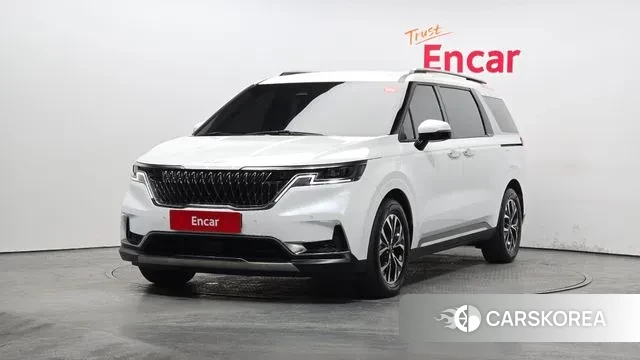 Kia Carnival 4th generation 2023 Белый из Кореи