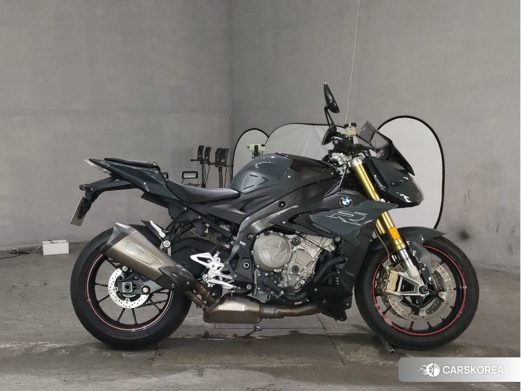 Проданный BMW S1000R 2017 из Японии, фото 2