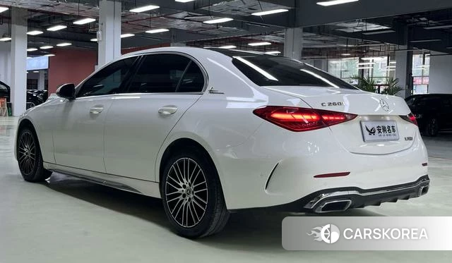 Mercedes-Benz Class C 2023 Белый из Китая