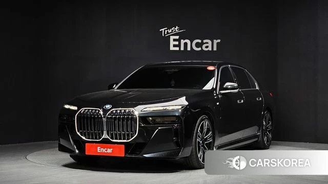 BMW 7 Series (G70) 2023 Черный из Кореи