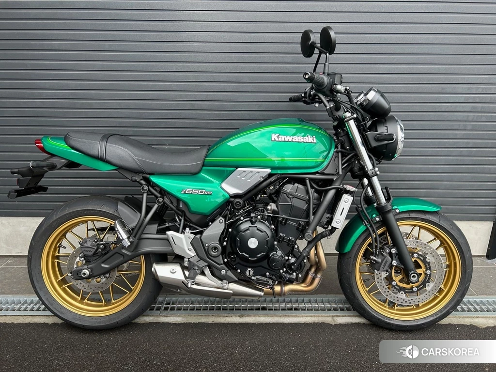 Проданный Kawasaki Z650RS 2023 из Японии, фото 2