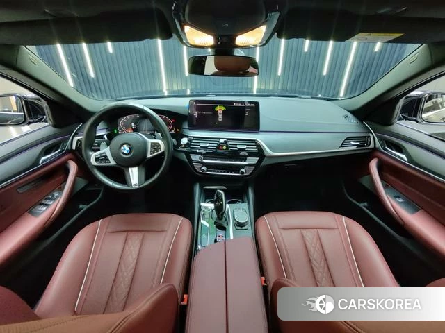 BMW 5 series 2021 Черный из Китая