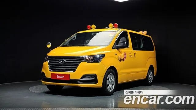 Hyundai The New Grand Starex 2018 Желтый из Кореи