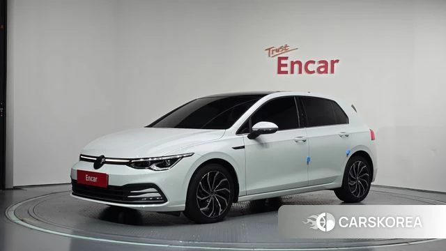 Volkswagen Golf 8th Generation 2022 Белый из Кореи