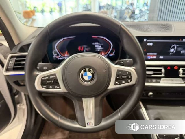 BMW 3 series 2022 Белый из Китая