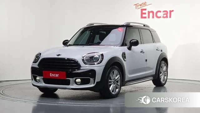 Mini Cooper Countryman 2018 Белый из Кореи
