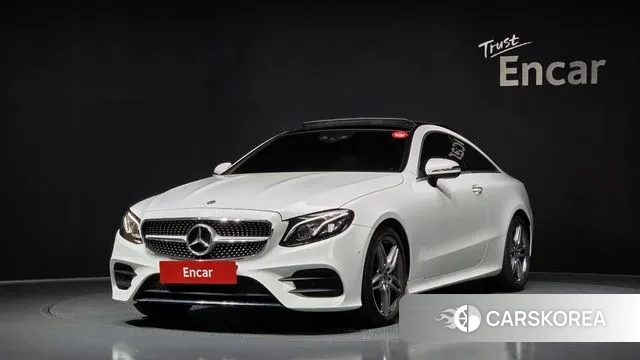 Mercedes-Benz E-Class W213 2018 Белый из Кореи