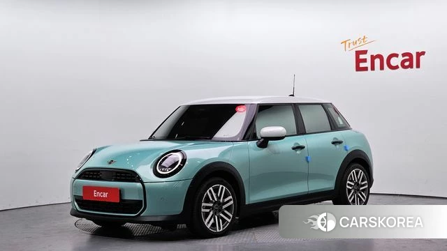 Mini Cooper C 4th generation 2025 Небесно-голубой из Кореи