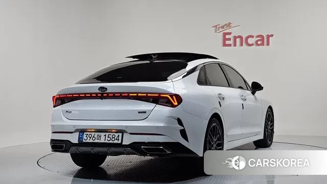 Kia K5 3rd generation 2020 Белый из Кореи