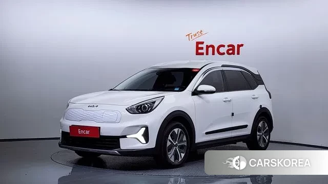 Kia Niro Plus 2022 Белый из Кореи