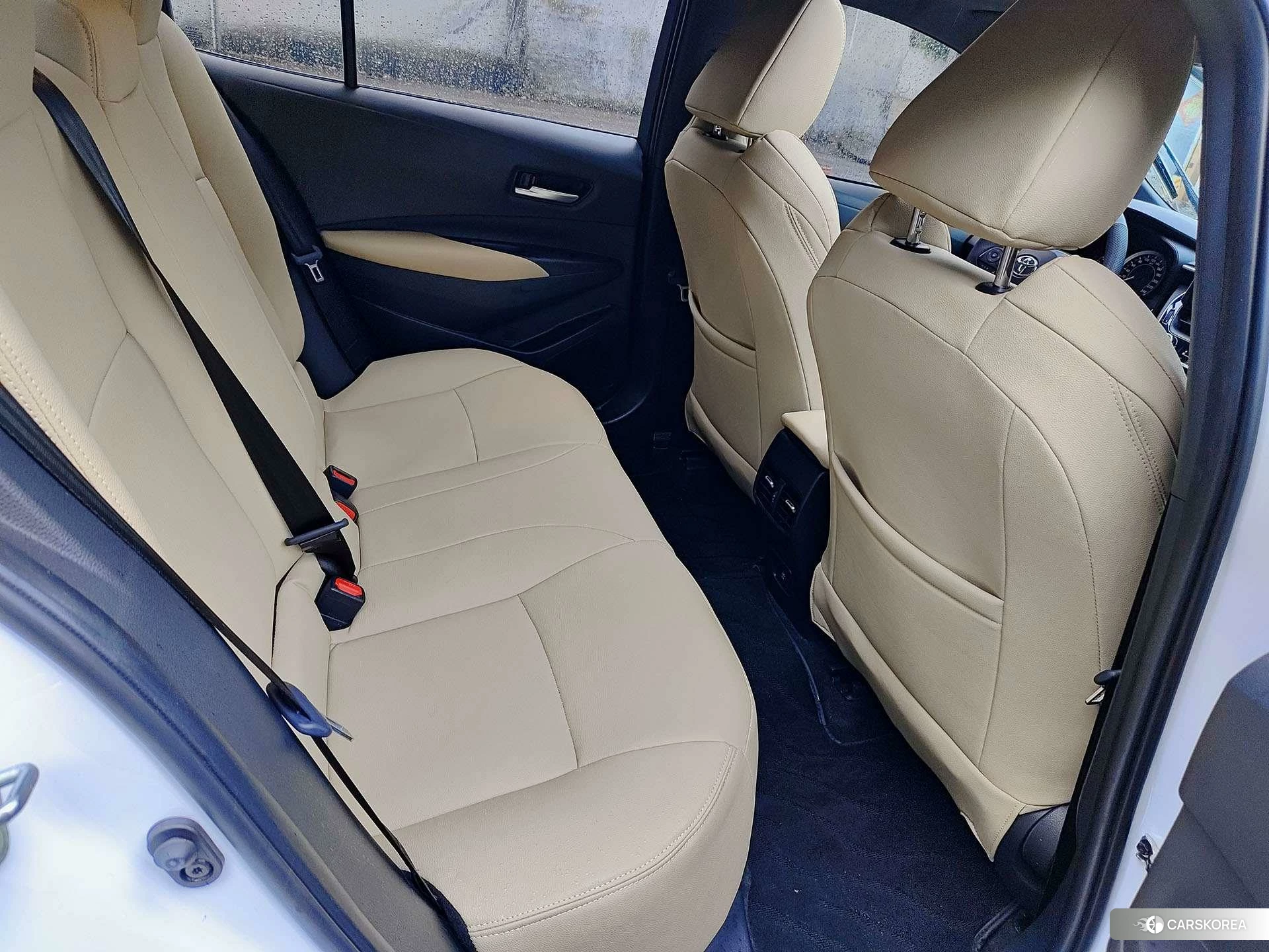 Toyota Lei Ling 2023 Белый из Китая